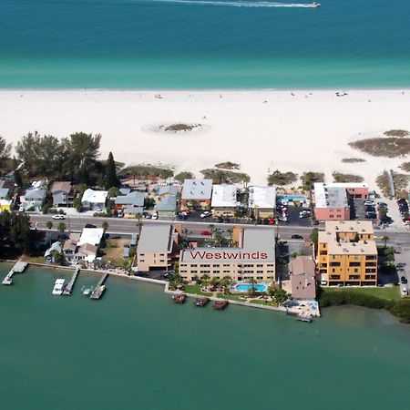Westwinds Waterfront Resort Сейнт Пийт Бийч Екстериор снимка