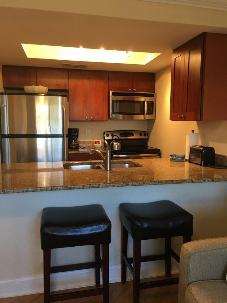 Westwinds Waterfront Resort Сейнт Пийт Бийч Екстериор снимка